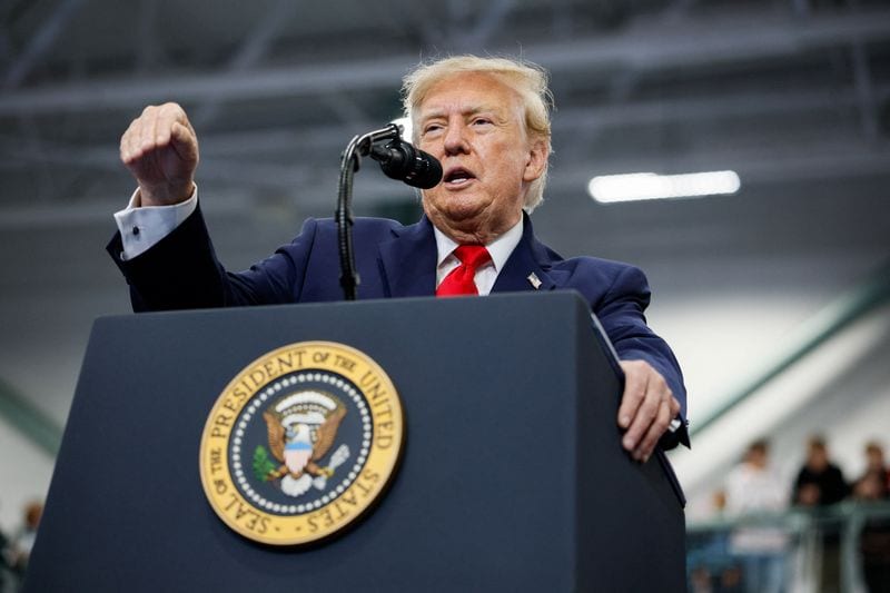 Trump to visit Manila in November for ASEAN summit