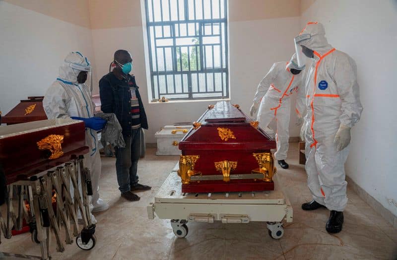 Ebola outbreak in Congo deters mothers, children from vital care
