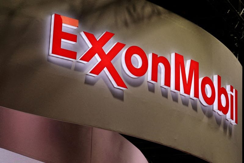 ExxonMobil signals $4.5 billion refining profit boost on soaring margins