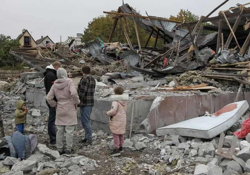 UN agency warns Russian strikes, winter hardship may force more Ukrainians from homes
