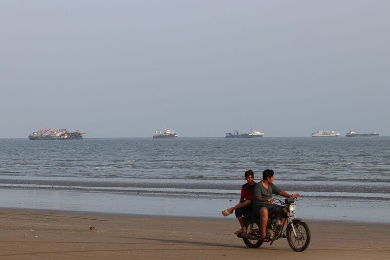 Iran urges US to accept proposal to reopen Strait of Hormuz