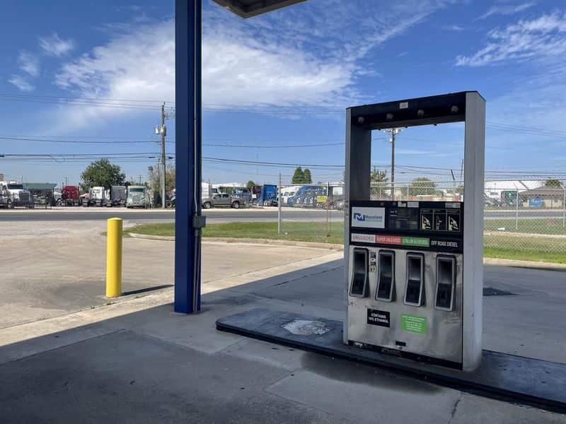 Trump's tax-exempt diesel plan draws farmer skepticism, eludes others