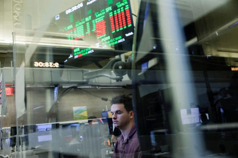 Global markets rattled by oil surge, French debt fears and Big Tech earnings