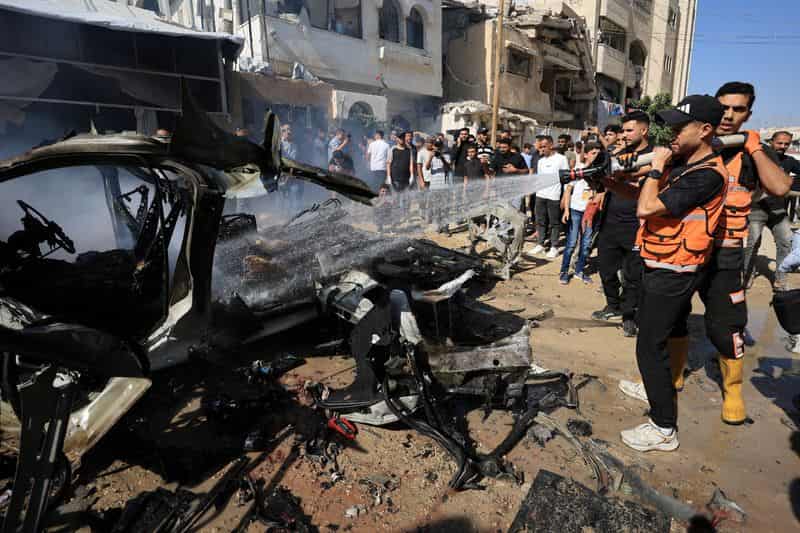 Israeli fire kills four in Gaza, medics say