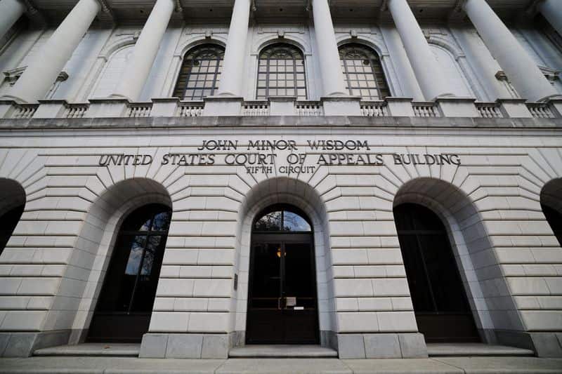 US appeals court rules federal switchblade ban unconstitutional