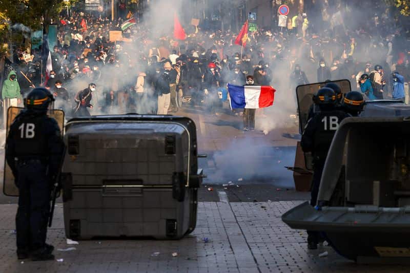 French teachers say government education measures fall short