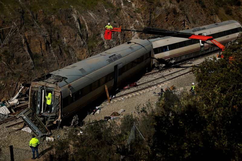 Two trains collide in Spain, suspending Madrid-Andalusia line