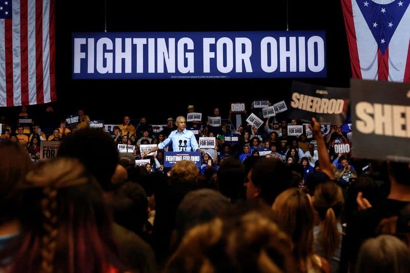 Trump, Obama campaign in final push for US midterm elections