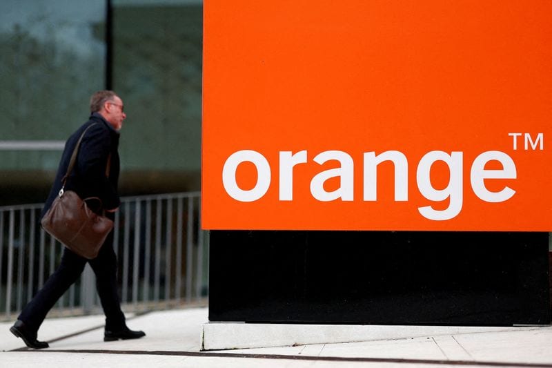 Orange unit partners with Mistral AI on new cybersecurity model