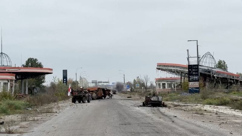 Ukraine reports demining Oleshky, humanitarian convoy ready to enter