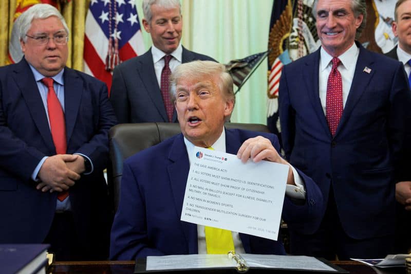 US judge dismisses Trump's lawsuit against Wall Street Journal